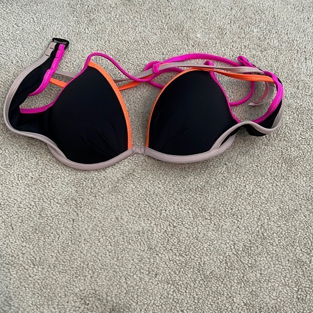 New Victoria Secret Bikini Top 32a